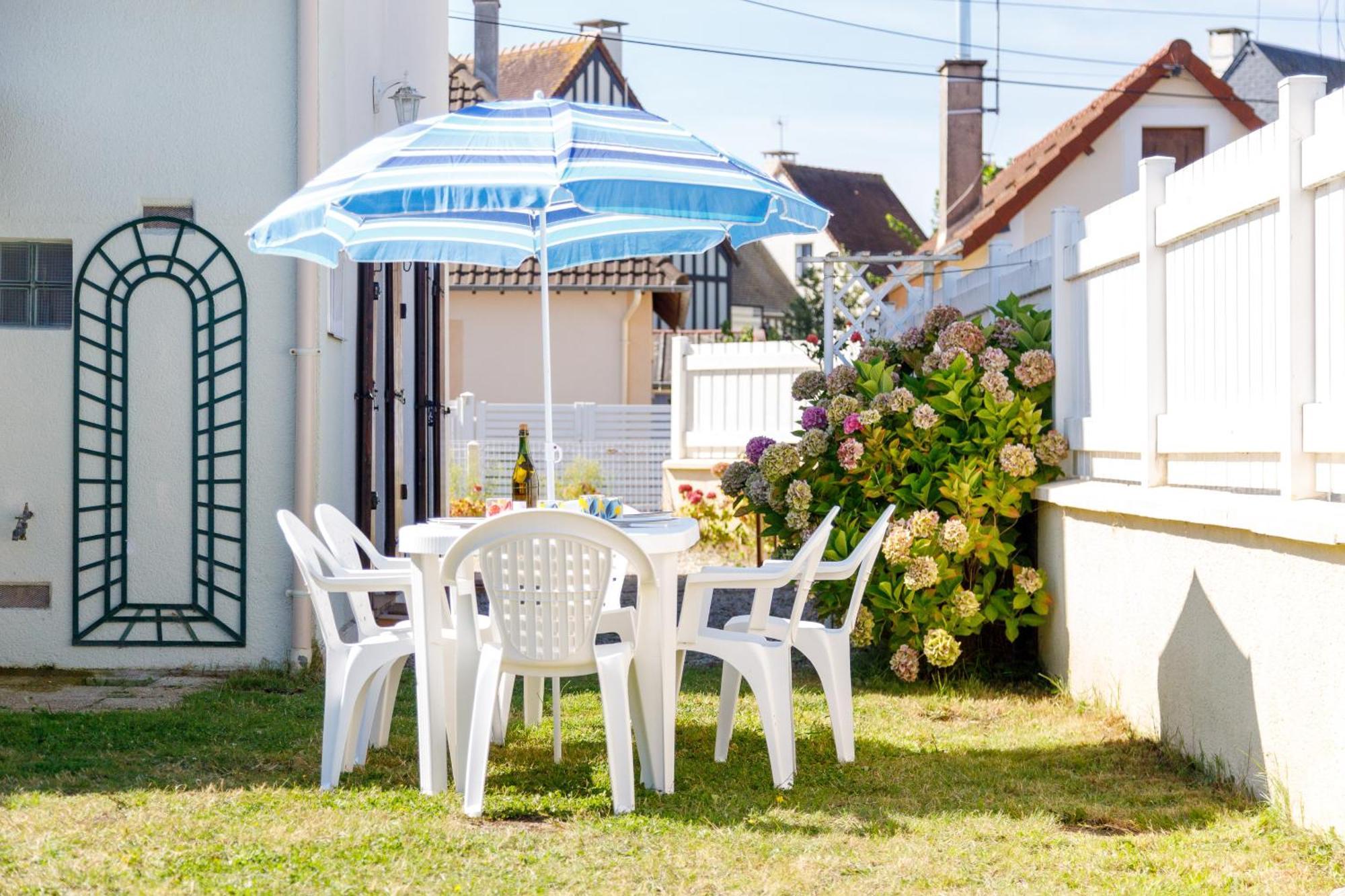 La Maison Cabourgeaise Proche Mer Ngoại thất bức ảnh