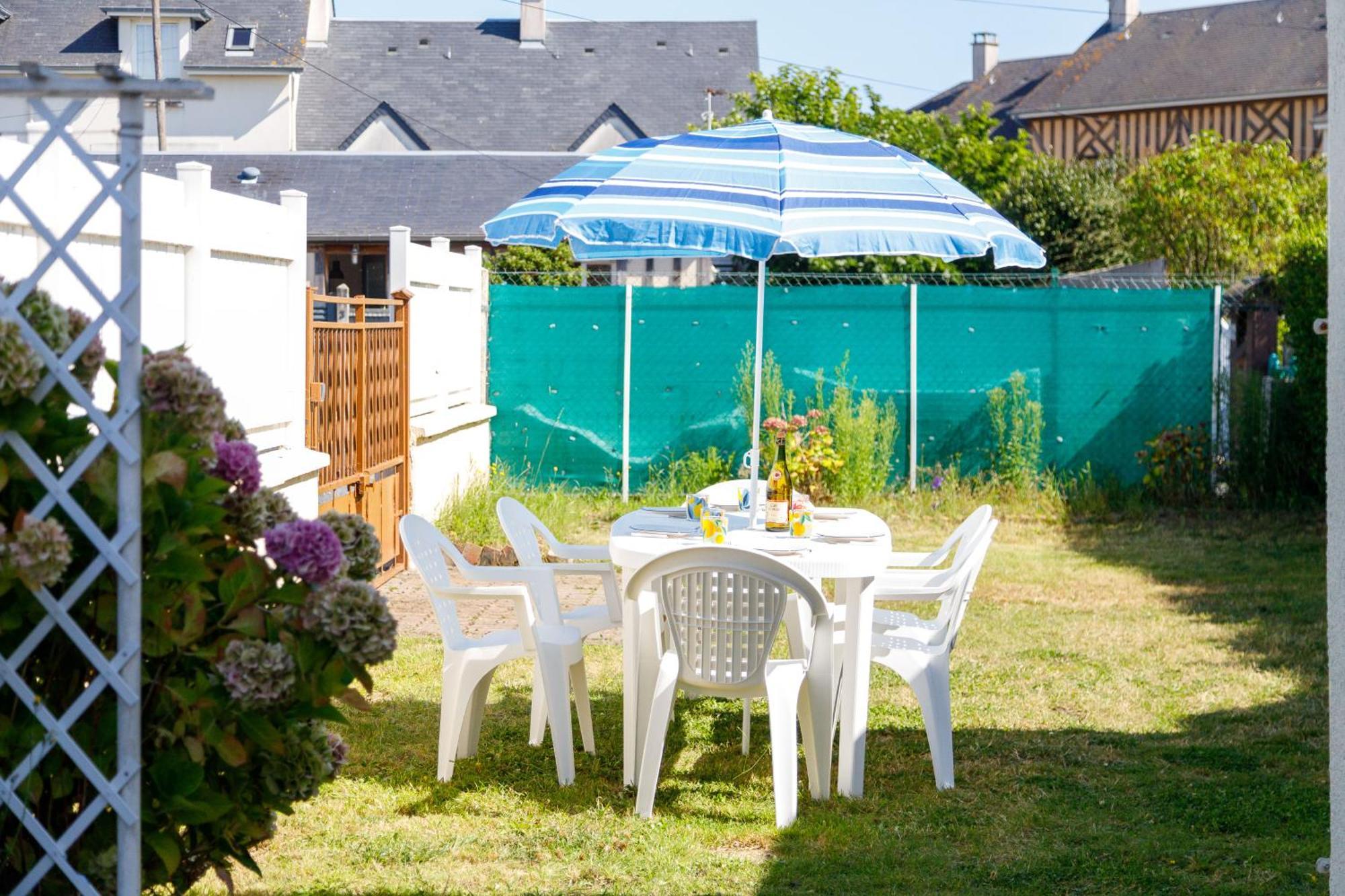 La Maison Cabourgeaise Proche Mer Ngoại thất bức ảnh
